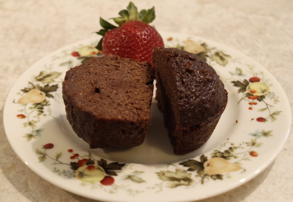 Reduced Sugar Brownie with Strawberry