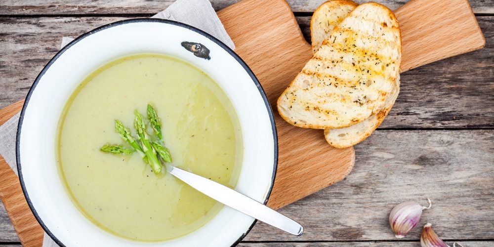 Cream of Leek and Asparagus Soup