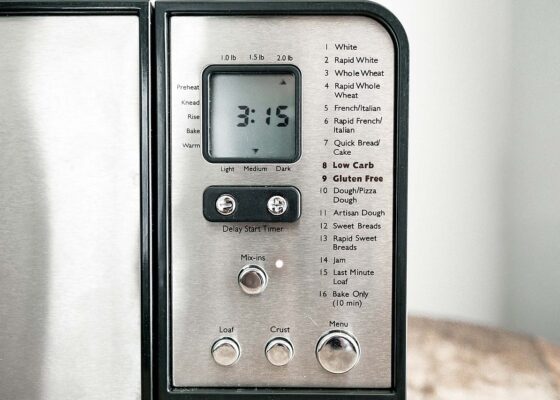 Spelt Molasses Bread<br /><br /><em>Bread Machine Dough Setting</em>